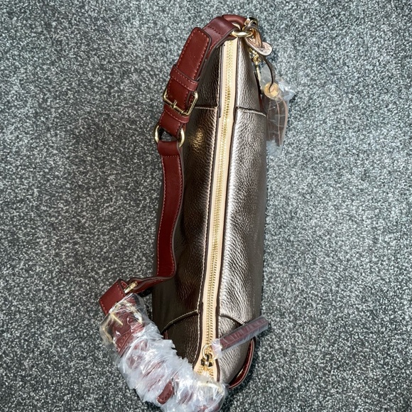 Isaac Mizrahi Metallic Bridgehampton Leather Hobo - Picture 7 of 11